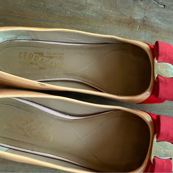 Salvatore Ferragamo Tan and Red Flats with Gold Accent - Picture 8 of 8